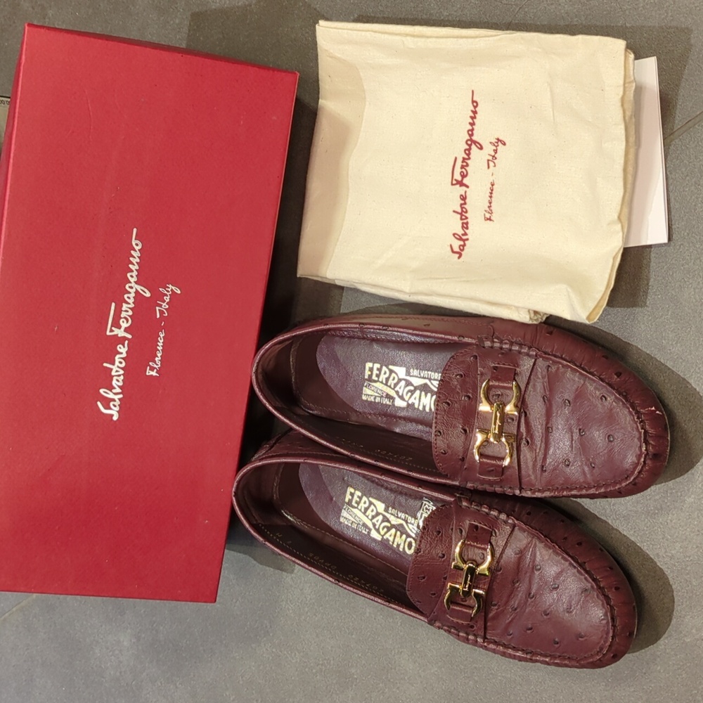 Salvatore Ferragamo driver shoes Size 7